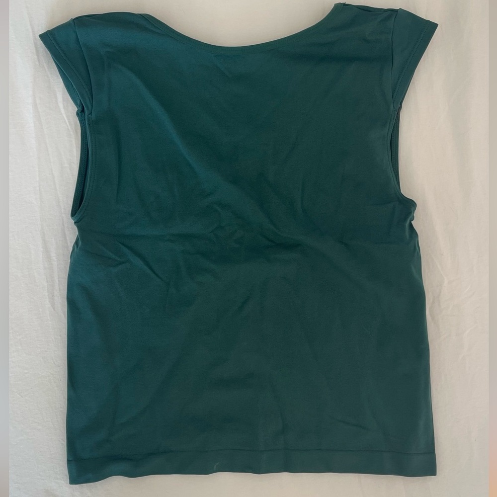 Backless top